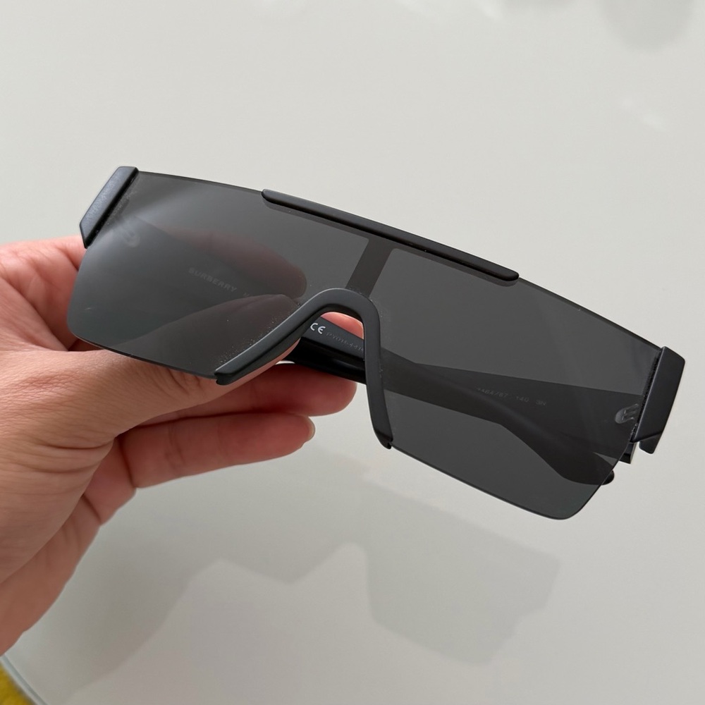 Burberry Black Rectangular Sunglasses